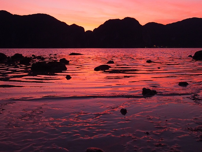 KO PHIPHI  